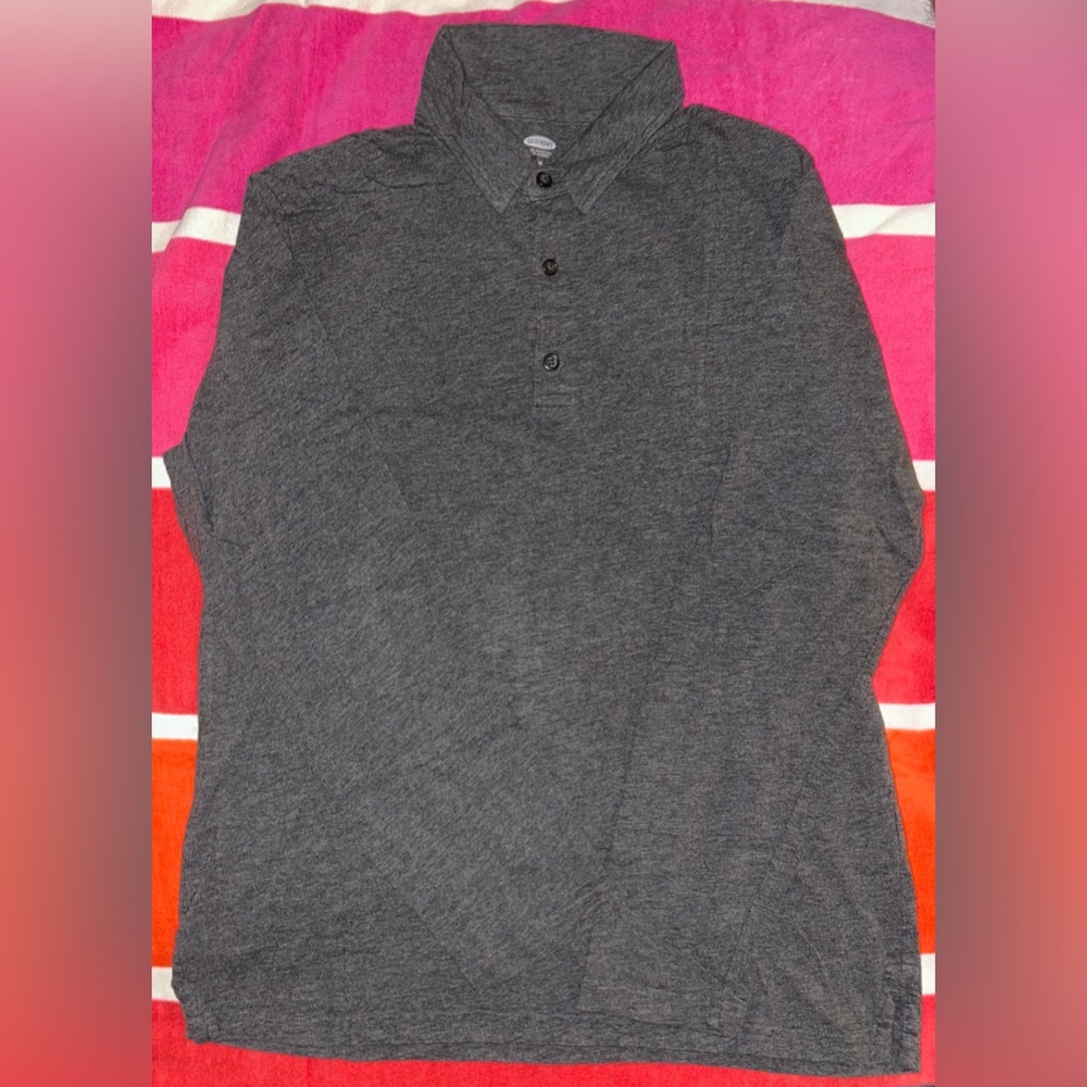 Old Navy men’s long sleeve polo shirt